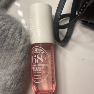 Sol de janerio  - Säljer då det inte är min lukt💕nypris är 270 säljer för 170 