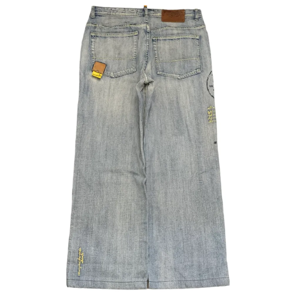 Vintage baggy jeans från 90-tals märket Akademiks. Storlek 36x32, benöppning 24,5cm.. Jeans & Byxor.