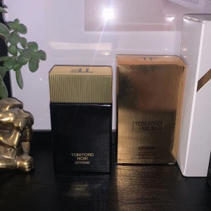 Tom Ford parfym  - Helt ny Tom Ford noir extreme, sick 10/10 använd 1 gång. Nästan 100ml kvar. Ich 98ml. Pris kan diskuteras. Ny pris 1900kr