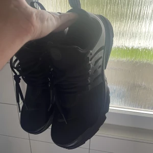 Nike Air Presto Fly  - Hej säljer ett par fräscha presto flys som jag inte använder längre. Köpta från footlocker. Skick 9/10
