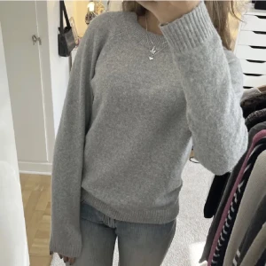 grå stickad tröja💗 - lånad bild !!! jätte fin grå tröja från vera moda❤️