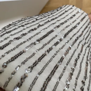 Glittriga shorts - Så coola glittriga shorts!! Verkligen så najs och unika som verkligen får en outfit så cool!!💕💕