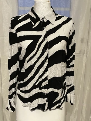 Zebrarandig skjorta  - Så fin och skön att ha på sig!