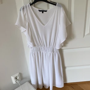 klänning - fin klänning som ja använt en gång❤️