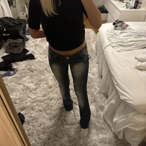 Lågmidjade jeans - Gratis frakt i 7 dagar!!