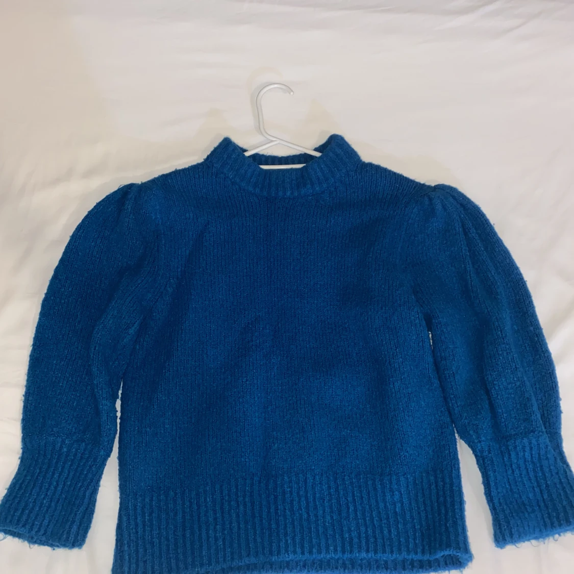 Blå tröja  - 90