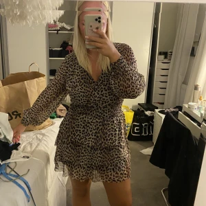 Klänning  - Använder ej 