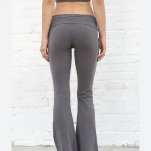 Yoga pants brandy - Yoga pants från brandy i grått, stl Xs!!!
