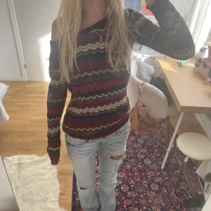 Mission tröja - Så najs tunn stickad tröja från missoni! Jättefint mönster och färger. 