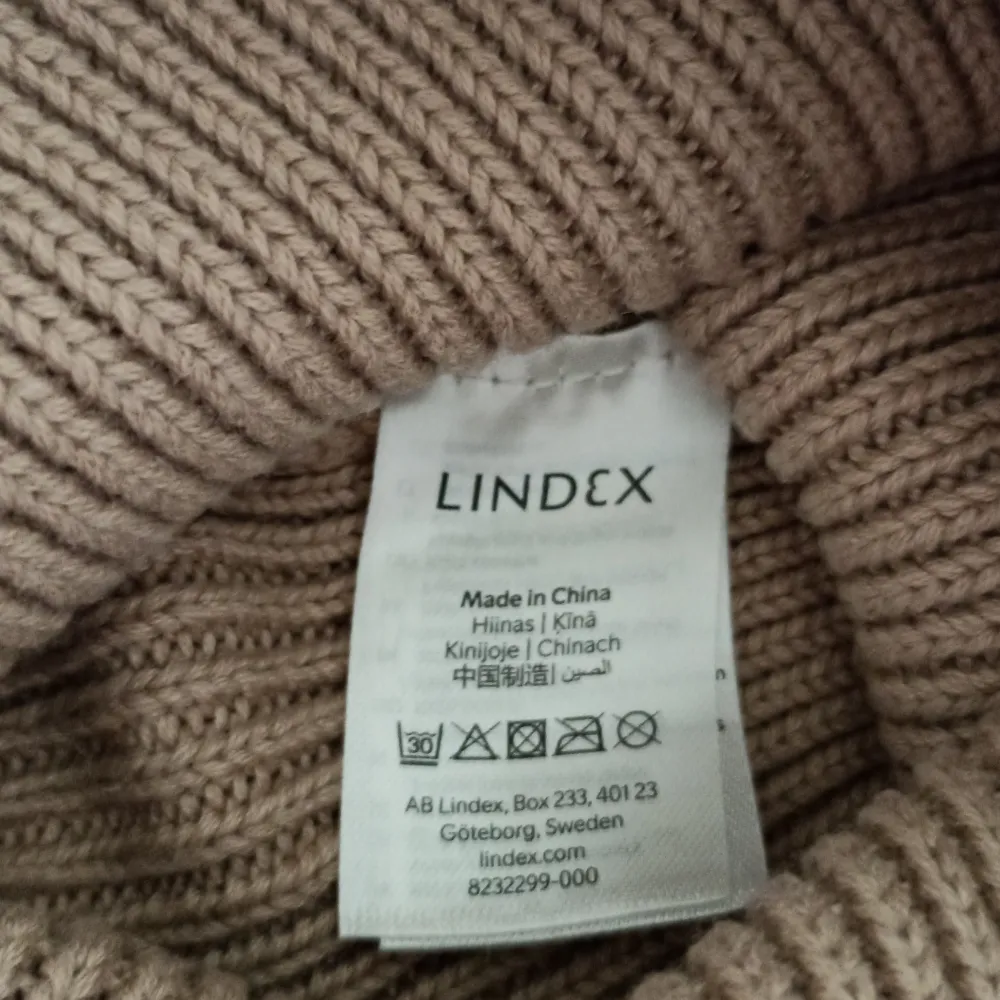 Lindex har. Great condition. . Accessoarer.
