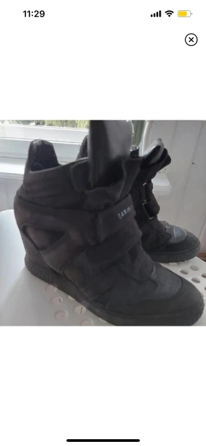 Isabel marant liknande skor  - Säljer dessa fina isabel marant liknande skor i fint skick. Storlek 38