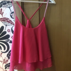 Rosa Linne onesize - Rosa linne onesize  Diamanter på banden 