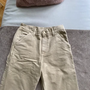 Carhartt  - 26x32. Använd ett fåtal gånger. Så i superfint skick