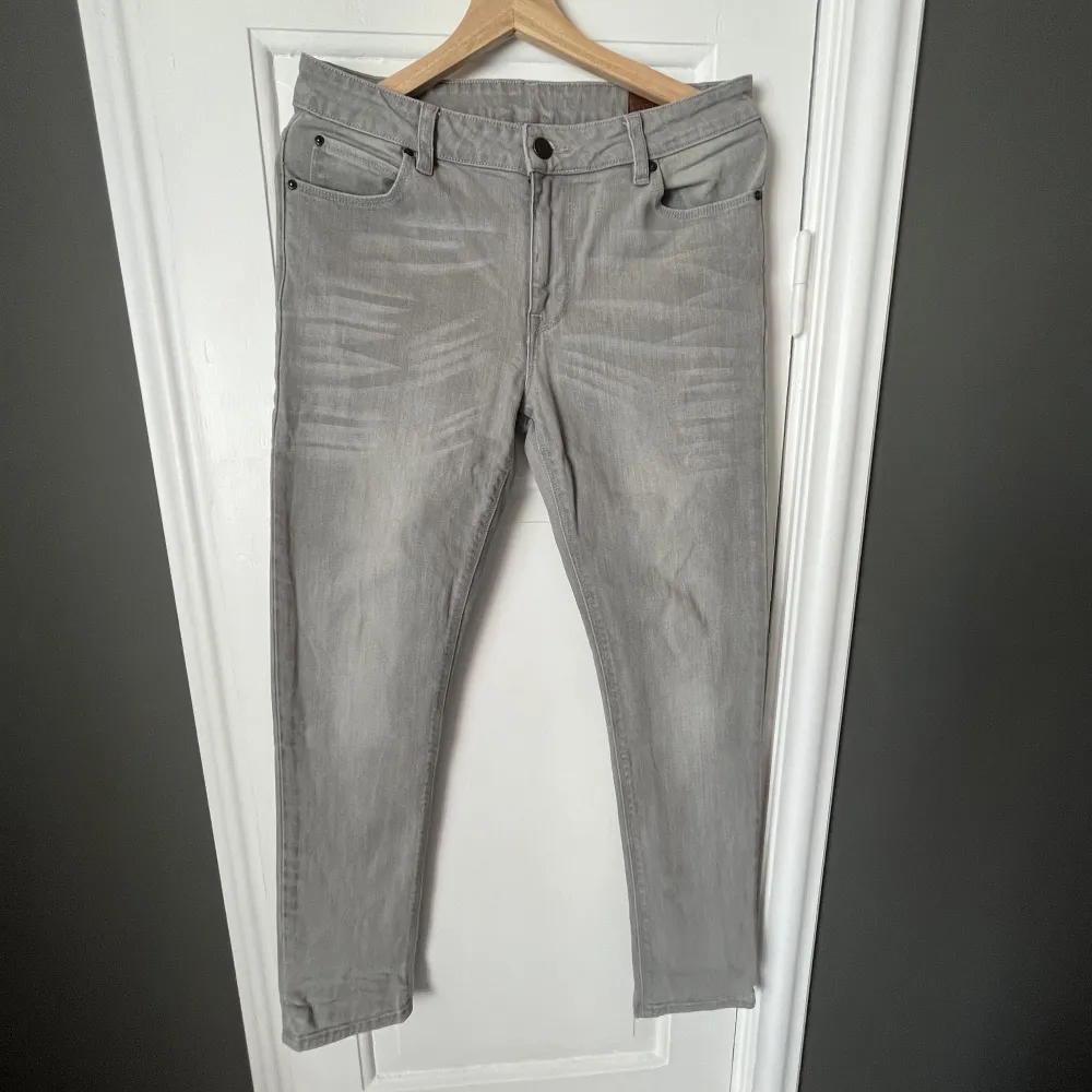 Asos Slim Fit Jeans // Skick: 10/10 // Aldrig använda och ser helt nya ut // Skriv vid frågor!. Jeans & Byxor.