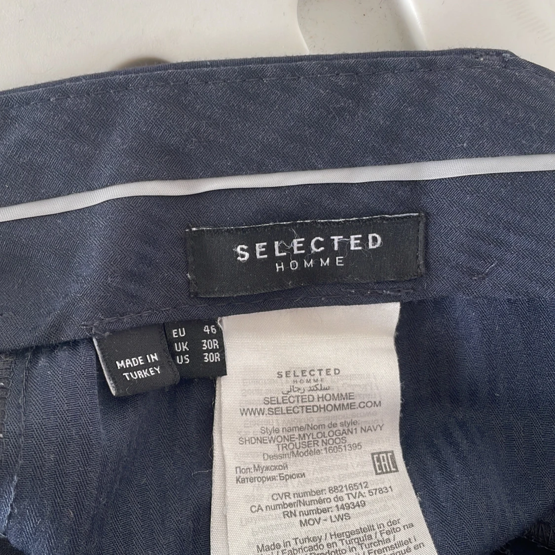 Selected kostymbyxor  - 91