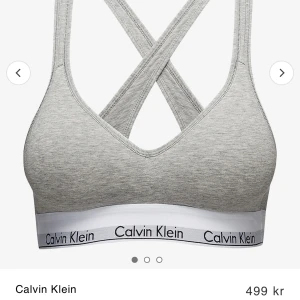 Calvin Klein Bh - Säljer denna gråa Calvin Klein Bh i storlek S😇Fint skick