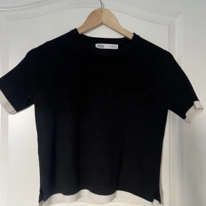 Topp/Tshirt - Jätte fin tshirt i lite tjockare material, använd några få gånger 