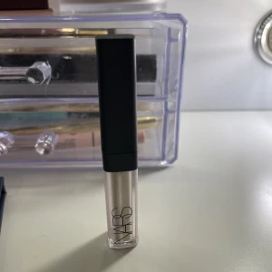 Nars mini concealer  - Endast använd fåtal gånger! 