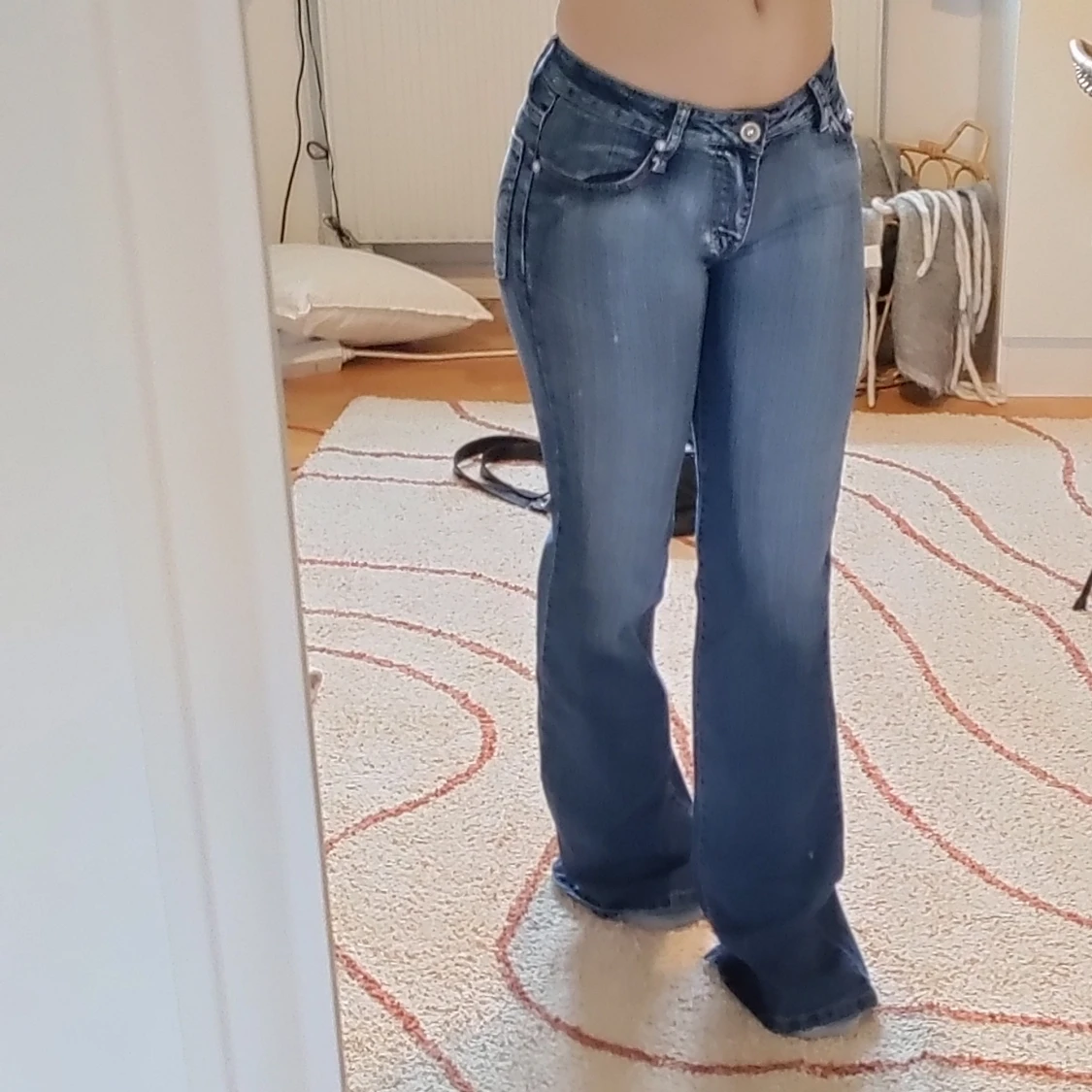 Lowrise Flare Jeans - 91