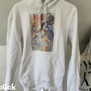 Cool elephant hoodie - Säljer denna snygga hoodie då den ej kommer till andvänding 🙌🏼💓