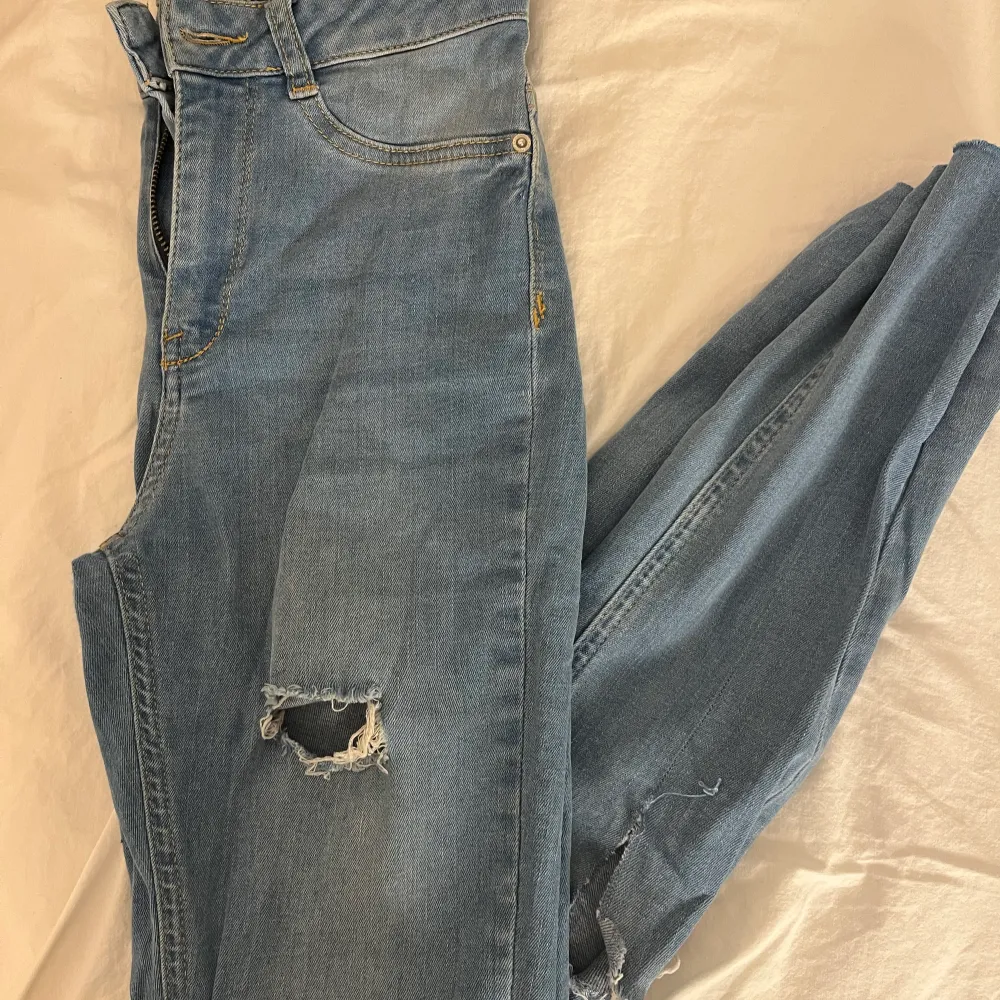 Jeans molly 36. Jeans & Byxor.