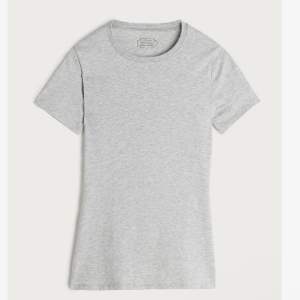Stretch supima tröja från intimissimi i färgen grå