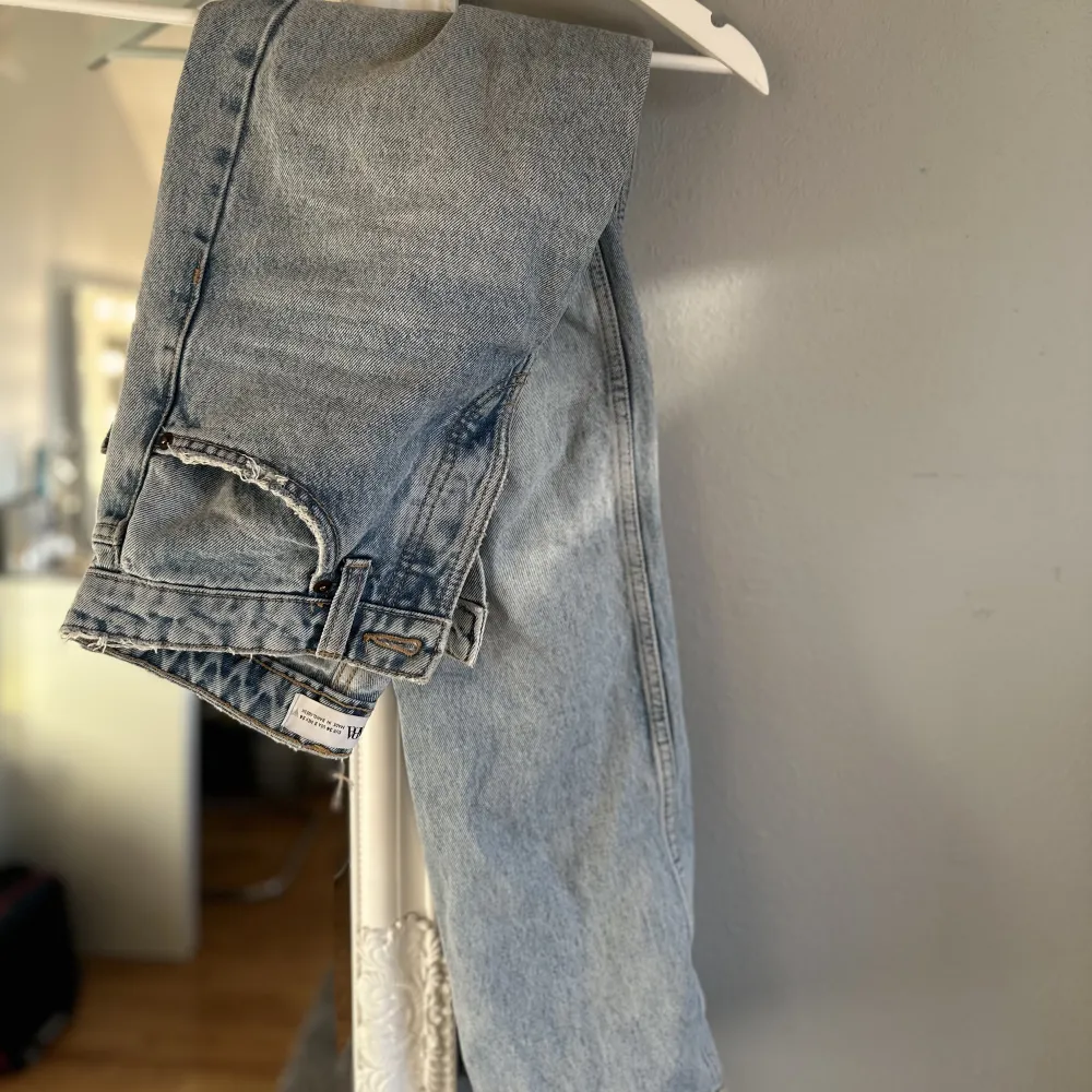 Superfina raka jeans från Zara🌸. Jeans & Byxor.