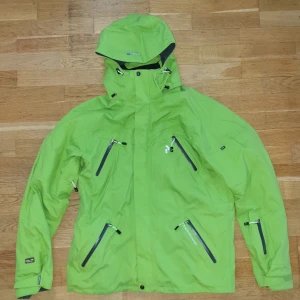 Peak Performance jacka - Peak Performance jacka använd få gånger och är i mycket bra skick.  (Nytvättad) Style REVELSTO J G331005006