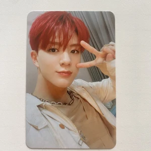 Jeno Photocard Trade - Tradear Jeno Resonance Pc för Yuta, Renjun eller Yangyang Pc. Mycket bra kvalitet. Skicka till mig vilket Pc du har om du vill tradea. 
