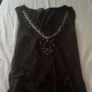 Brun topp - Vintage, från sorbey storlek M💕💕 man betalar frakt själv!