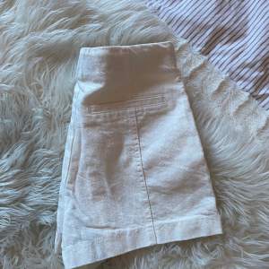 Fina kostymshorts från zara! Perfekt till sommaren! 🤍aldrig använda 