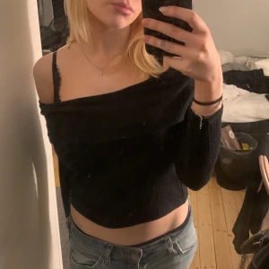 off shoulder - från stradivarius❤️