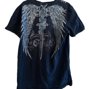 Snygg tröja med tryck - Oversized tröja med tryck och detaljer🌙⚡️ skriv vid fler frågor<3