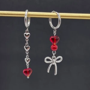 Handgjorda örhängen  - Handgjorda örhängen●Följ :@ekjewelryofficial🤲 ● 💎Material- 100% rostfritt stål och glas ●Örhängeskrokar -rostfritt stål. Nickel fri. Längd -6cm Vattentåliga, ändrar inte färgen! Köp för 1st-99kr eller 100kr/paret