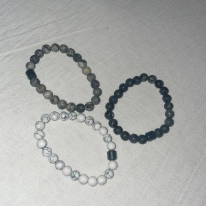 Armband - Säljer mina armband 