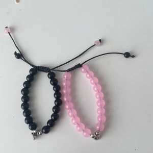 matchande armband - fina matchande armband för vänner eller par med magnet🩷fint skick