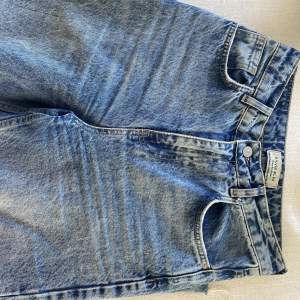 Jeans från chiquelle. Fint skick. Säljes endast då de inte kommer till användning längre. 🌞