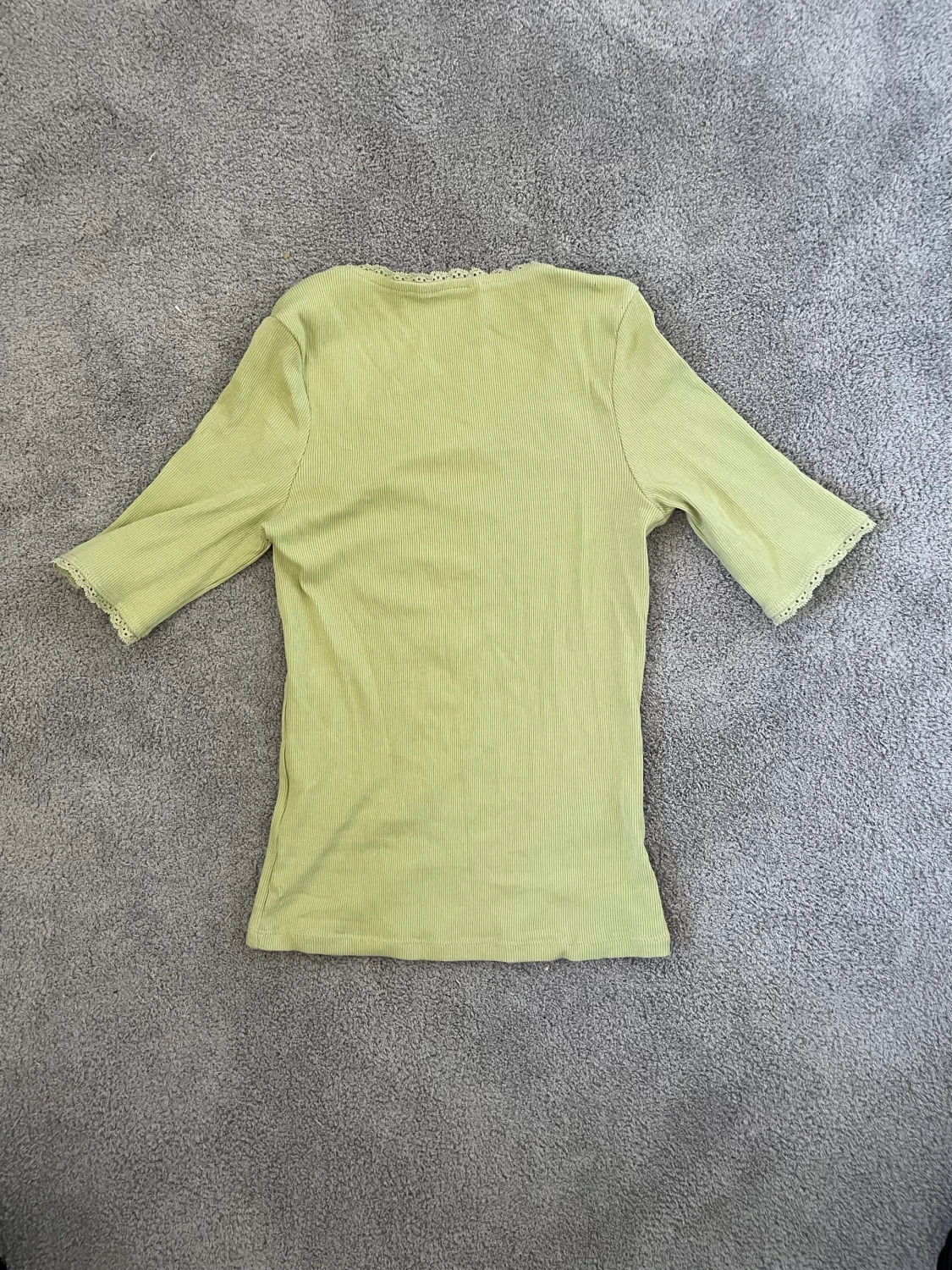 Sommrig grön tröja - 90