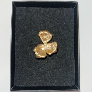 ioaku liknande ring - säljer denna jättefina ioaku liknande ring💕