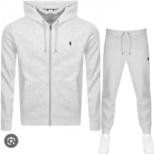 Polo ralph lauren tracksuit - Knappt andvänd 