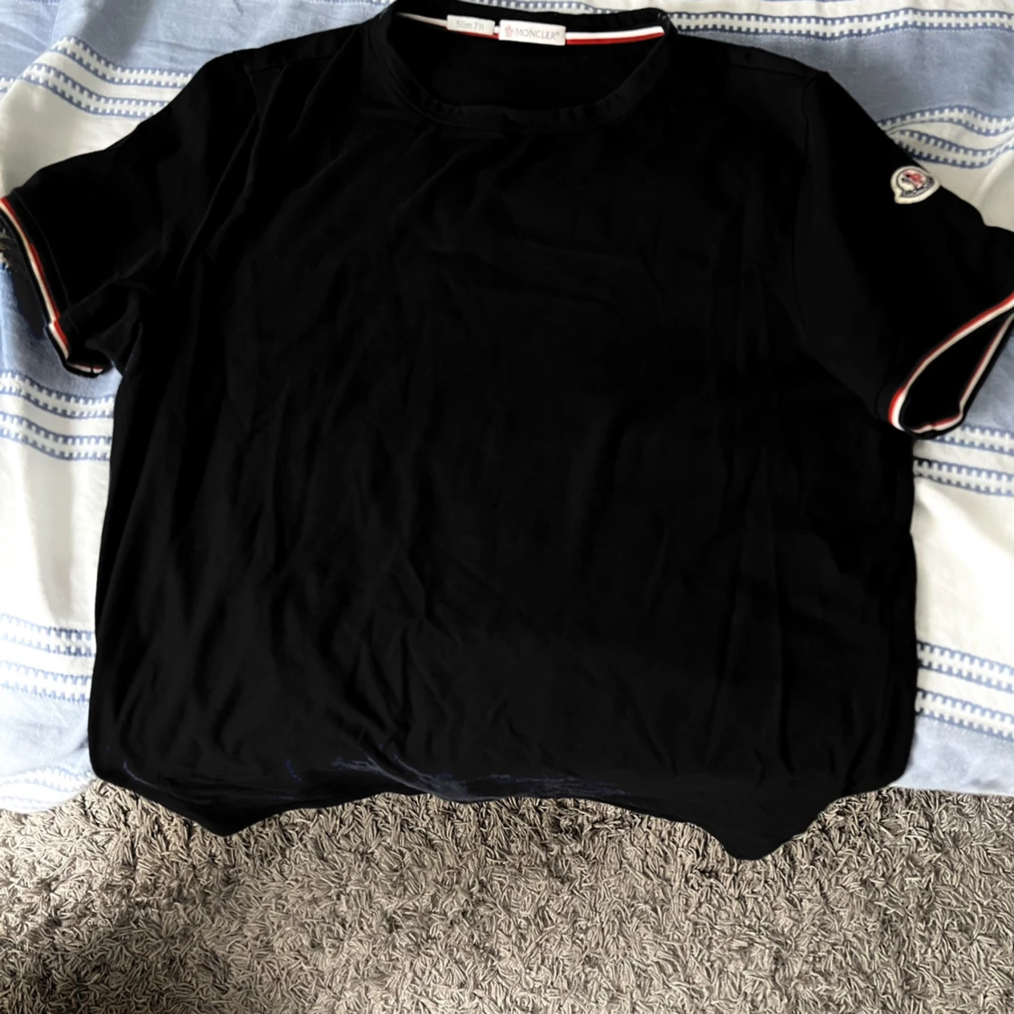 Moncler tshirt och Pike str M - 32