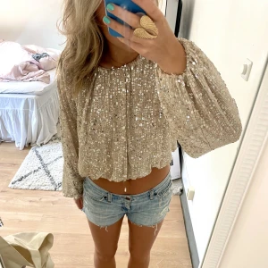 Glitterblus - Jättecool glittrig fest topp