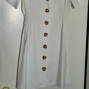 Kläder  - Aldrig använd, prislapp kvar.