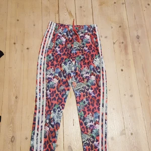 Jätte jätte fina byxor - Stjöna byxor