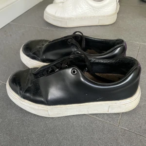 Eytys - Eytys skor i använt skick.