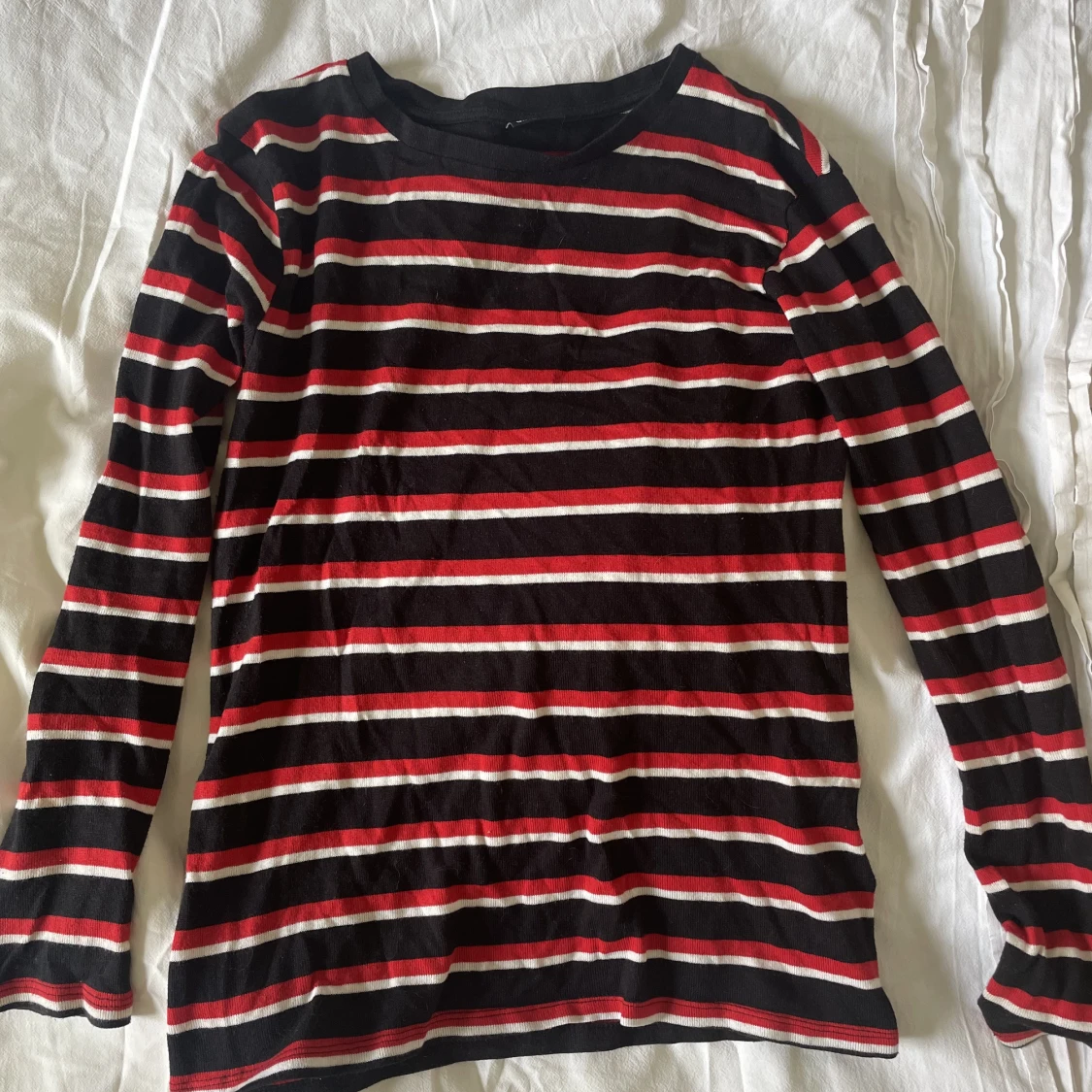 Randig långärmad tröja