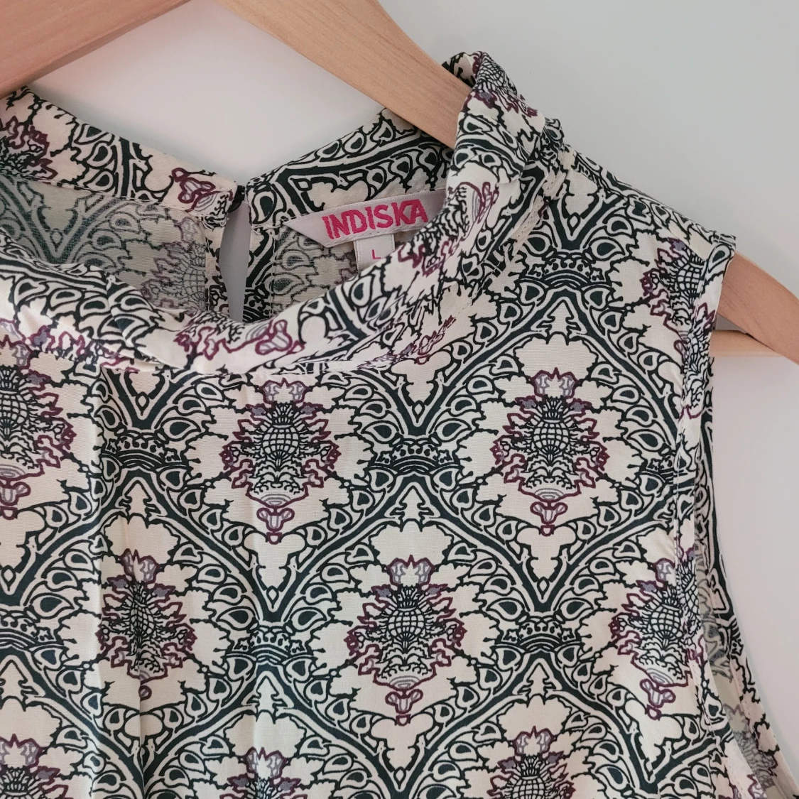 Indiska mönsyrad topp stl.L - 90