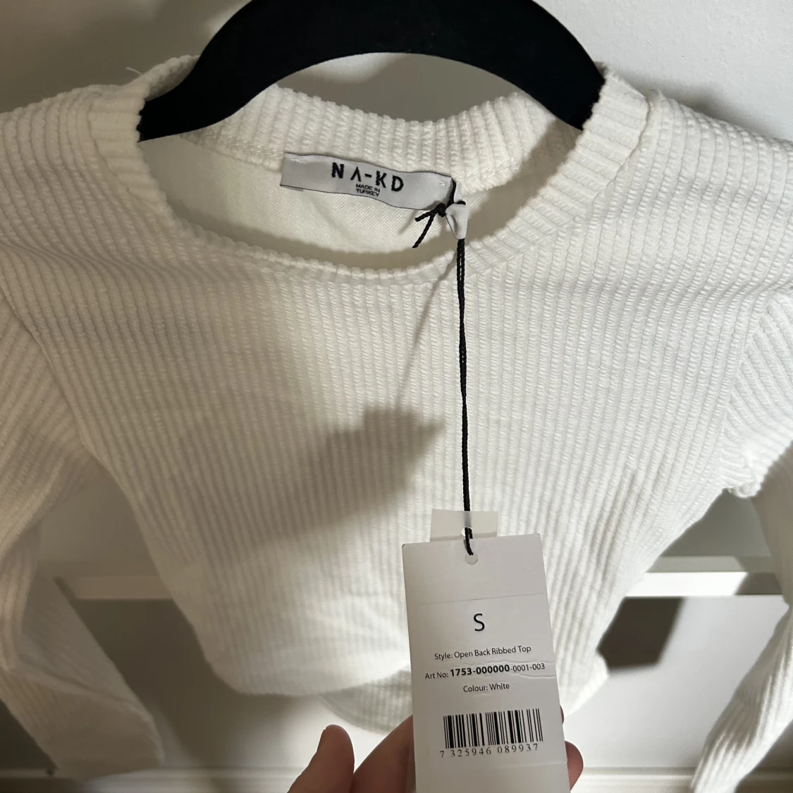 Vit topp med öppen rygg - 91