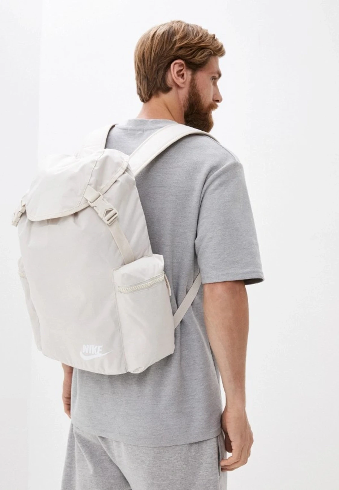 Rymlig Nike ryggsäck  - 90