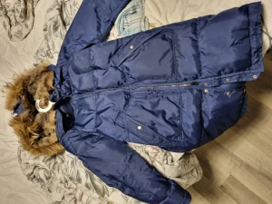 Parajumpers - Parajumpers i xs passar även äkta jätte fint skick äkta päls